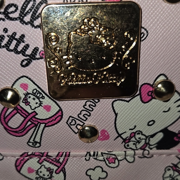 Hello Kitty Pink Backpack and Wallet - Picture 4 of 16
